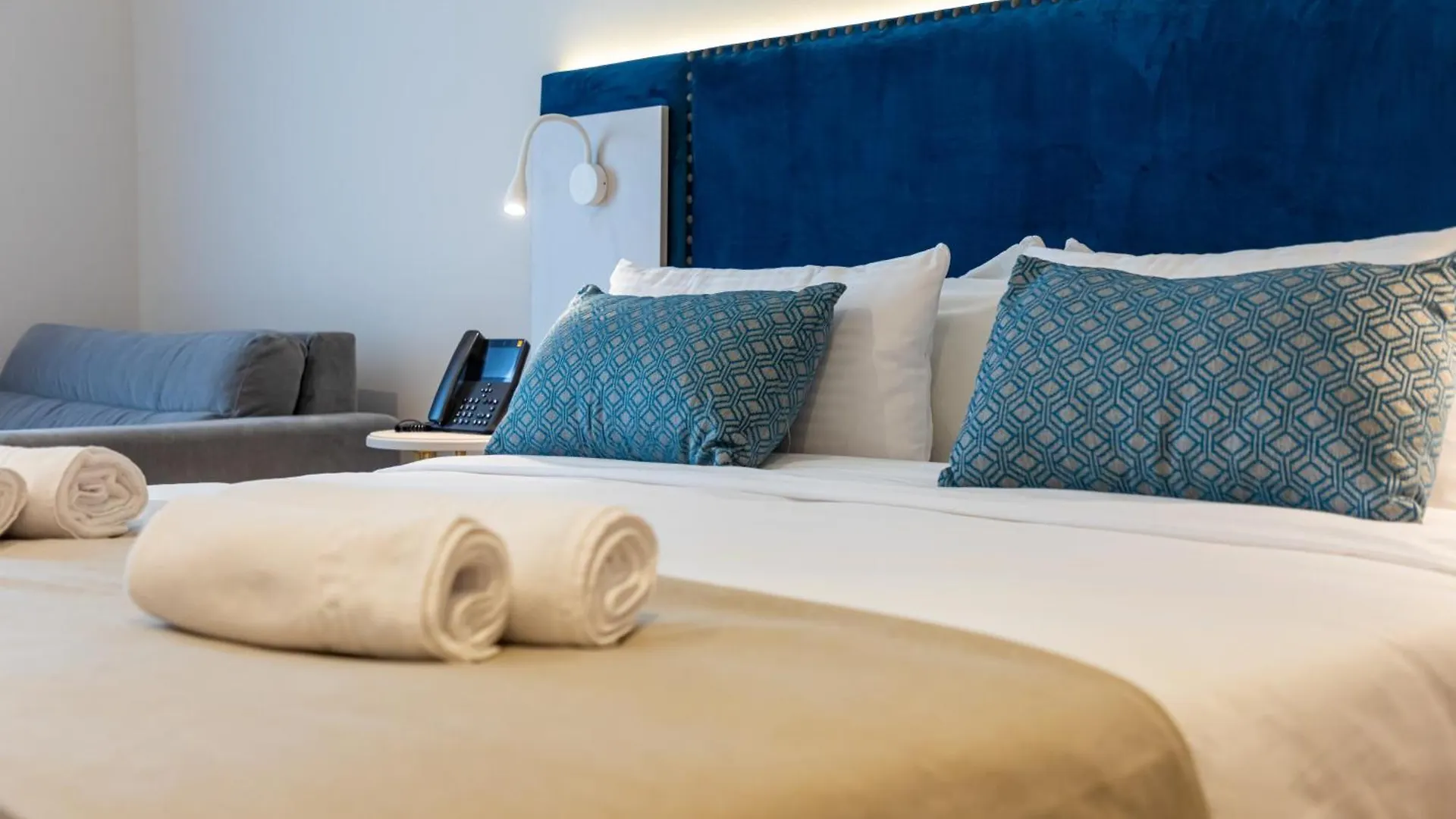 ***  Hotel Boutique La Brisa Del Mar Estepona Spanien