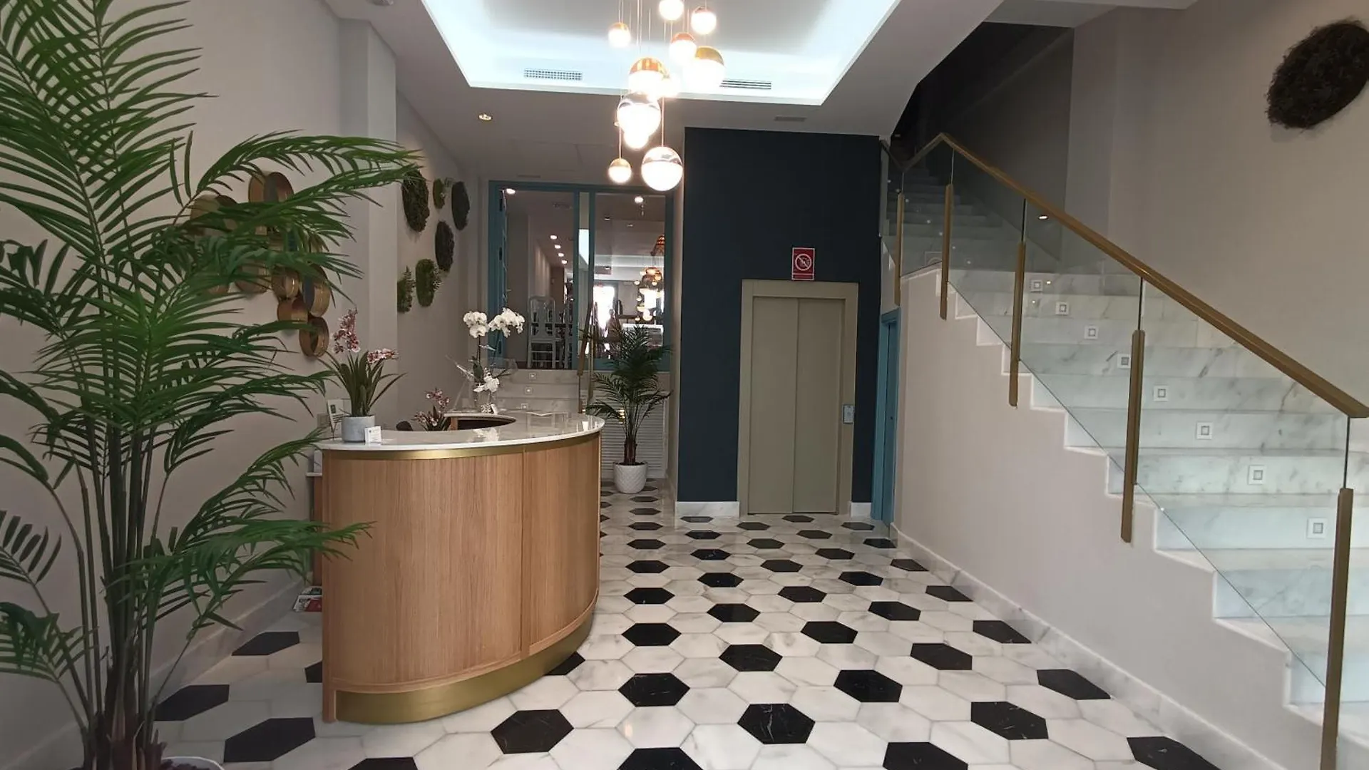 ***  Hotel Boutique La Brisa Del Mar Estepona Spanien